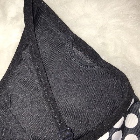 Nike Sports Bra - Picture 3 of 4